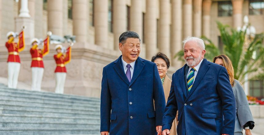 Brazil’s President Luiz Inacio Lula da Silva and China’s President Xi Jinping attend a welcoming ceremony at the Great Hall of the People in Beijing, China, April 14, 2023. Ricardo Stuckert/Handout via REUTERS ATTENTION EDITORS - THIS IMAGE HAS BEEN SUPPLIED BY A THIRD PARTY. NO RESALES. NO ARCHIVES
